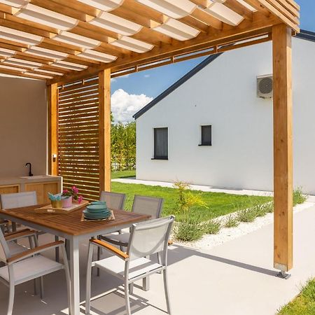 Bandelli Villas Oklaj Luaran gambar