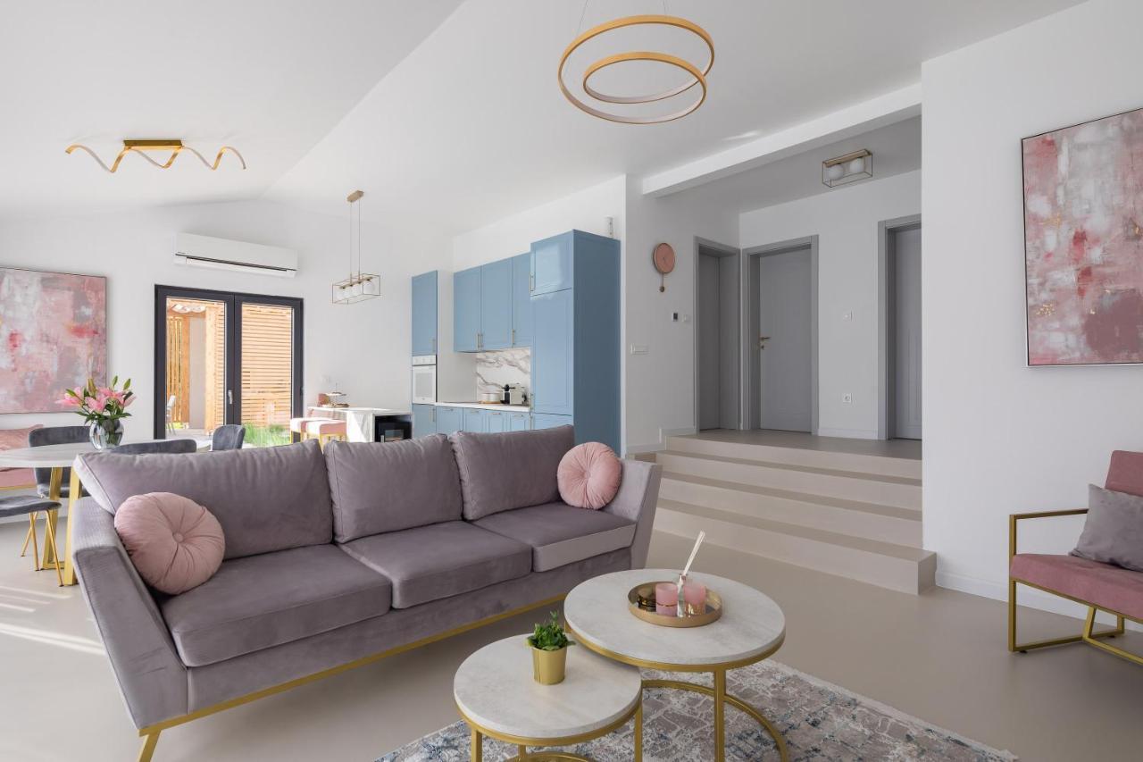 Bandelli Villas Oklaj Luaran gambar