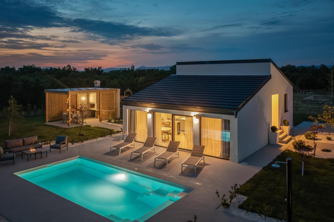 Bandelli Villas Oklaj Luaran gambar