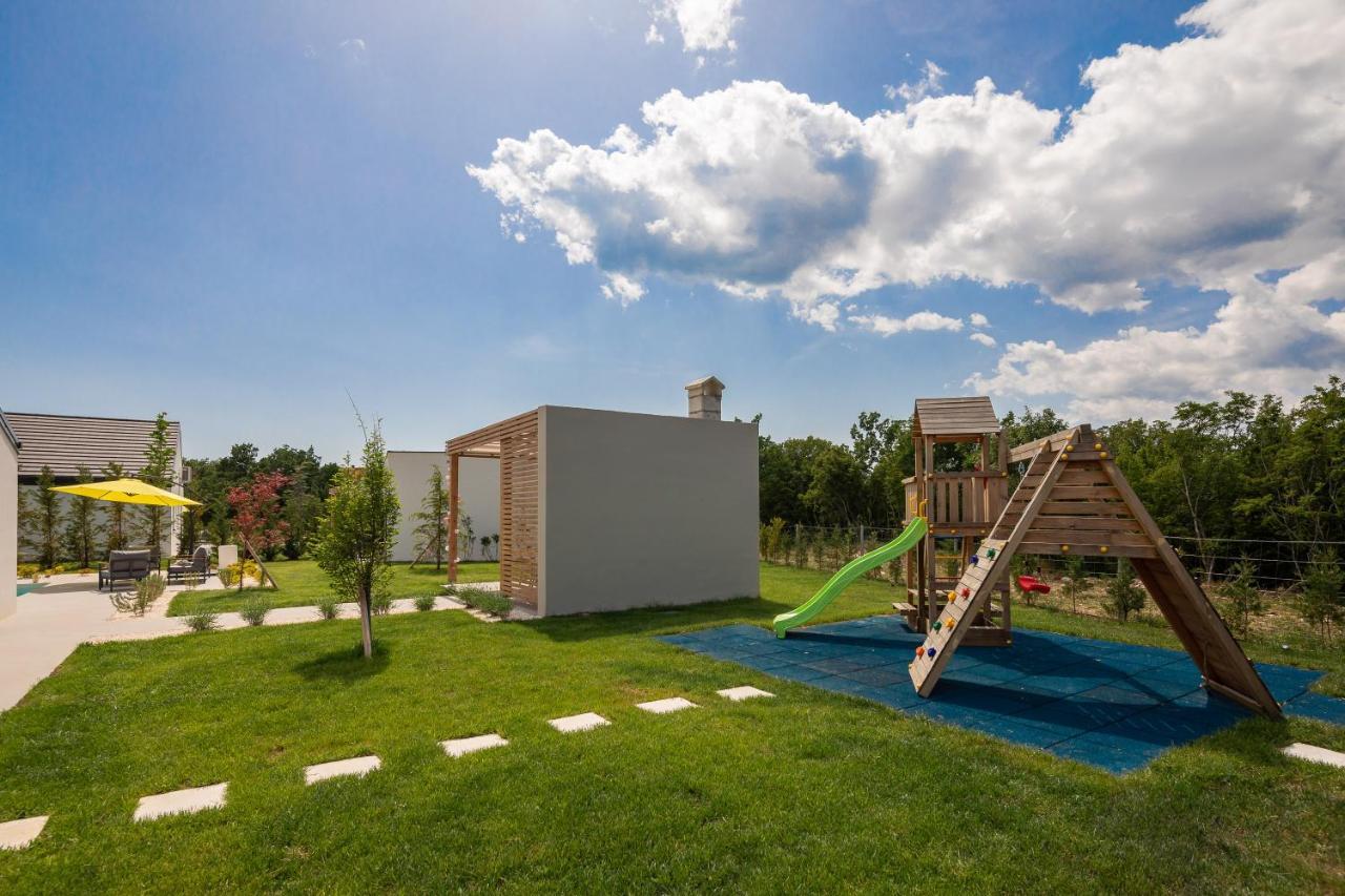 Bandelli Villas Oklaj Luaran gambar
