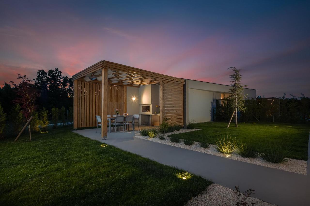 Bandelli Villas Oklaj Luaran gambar