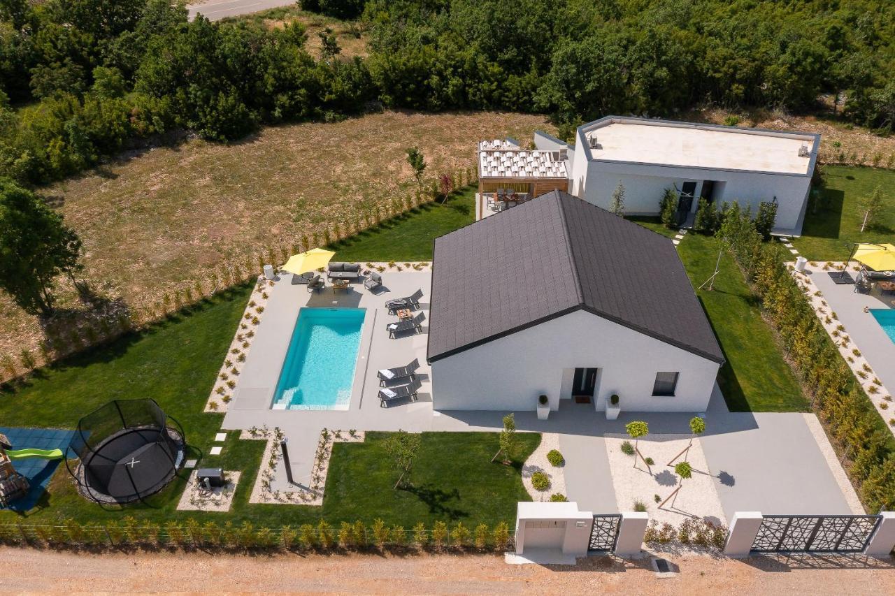 Bandelli Villas Oklaj Luaran gambar