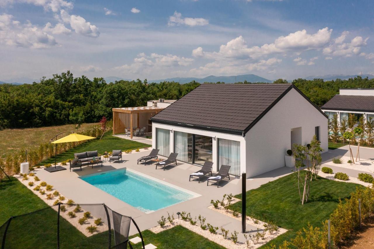 Bandelli Villas Oklaj Luaran gambar