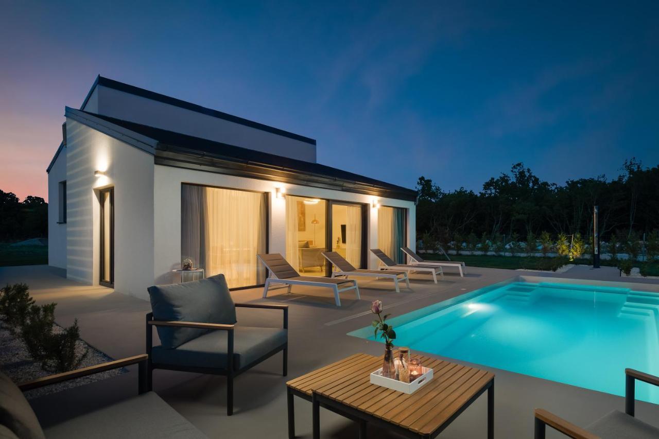 Bandelli Villas Oklaj Luaran gambar